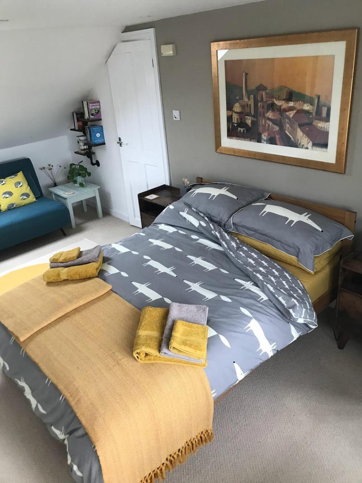 Large Light Loft Room - En Suite Hove Buitenkant foto